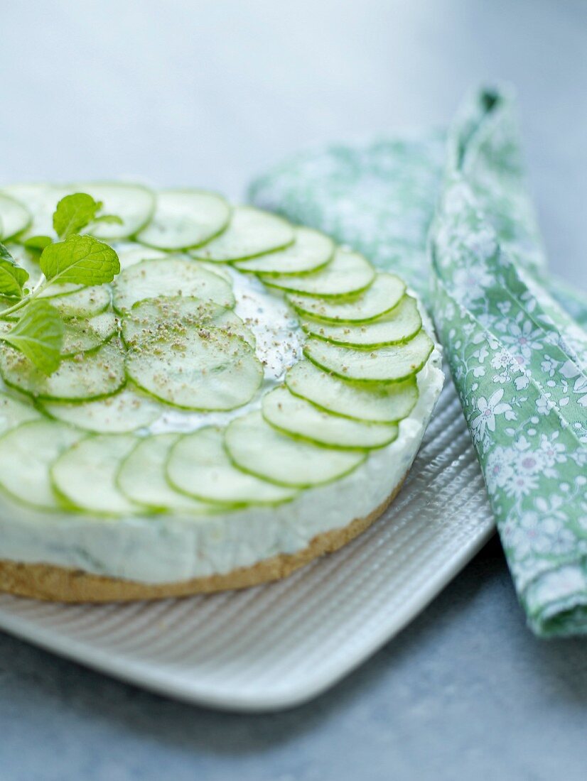 Cucumber savoury cheesecake