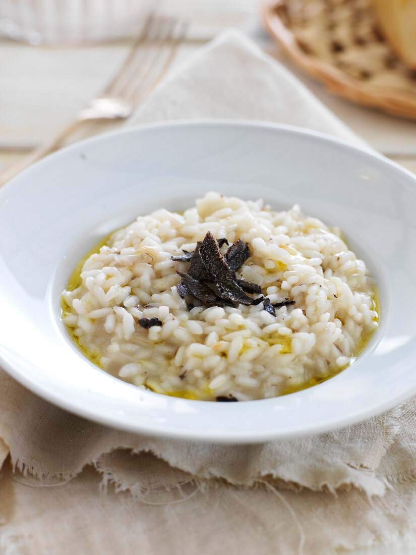 Risotto mit schwarzen Trüffeln und Olivenöl aus Nyons