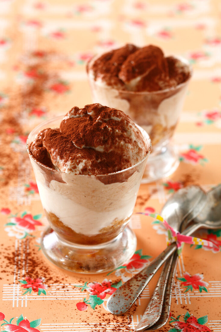 Tiramisu-style ice cream