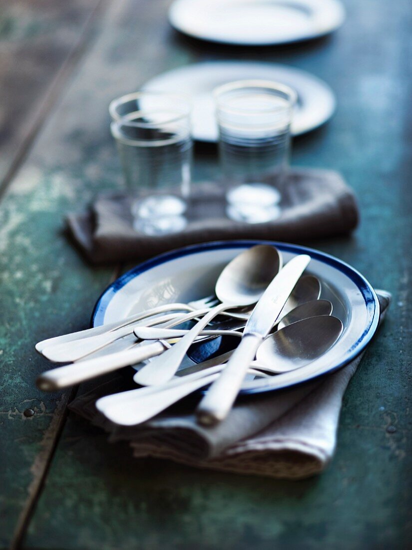 Plates and cutlery on a table