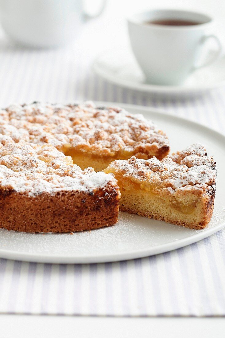 Crumble-style lemon pie for tea