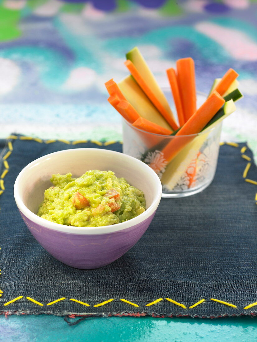 Guacamole-Tomaten-Dip mit