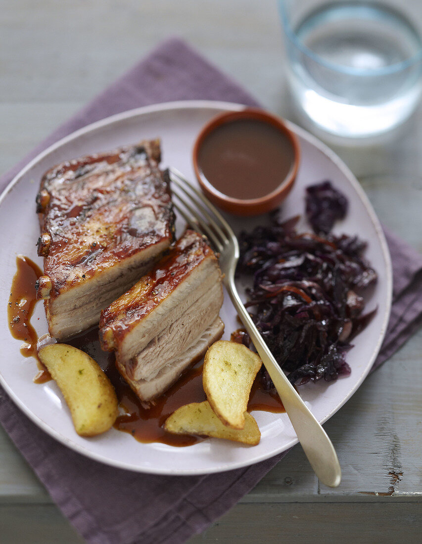 Pork spare ribs with ketchup barbecue sauce