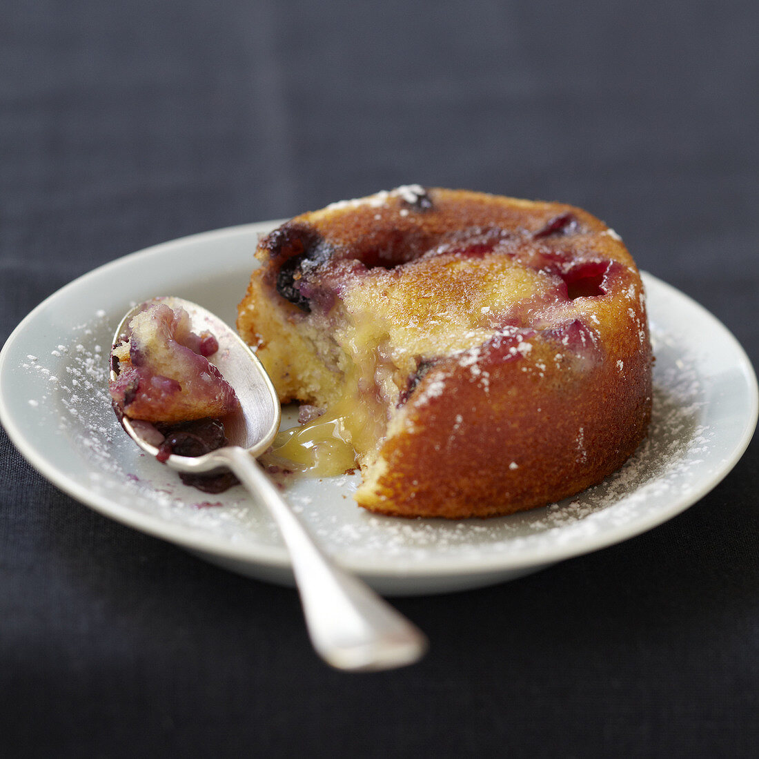 Faisselle,lemon curd and blueberry small pudding