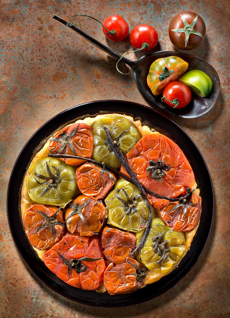 Multicolored tomato savoury tatin tart