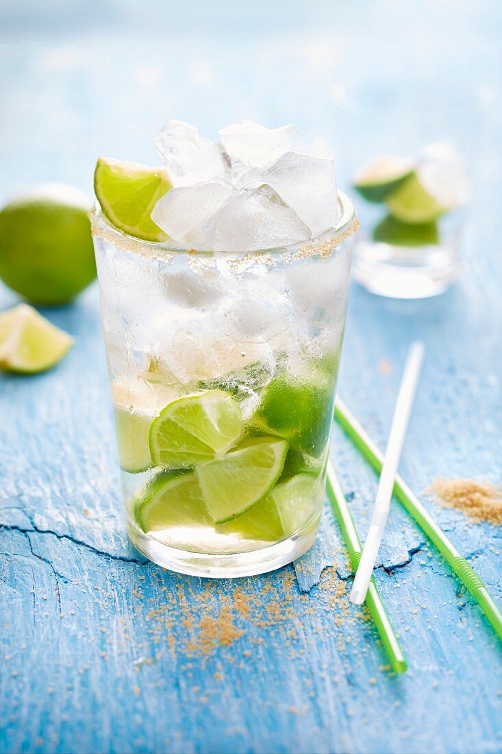 Caipirinha mit Limetten