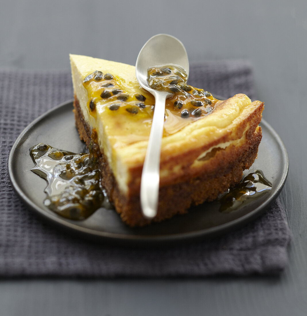 Cheesecake with passionfruit coulis