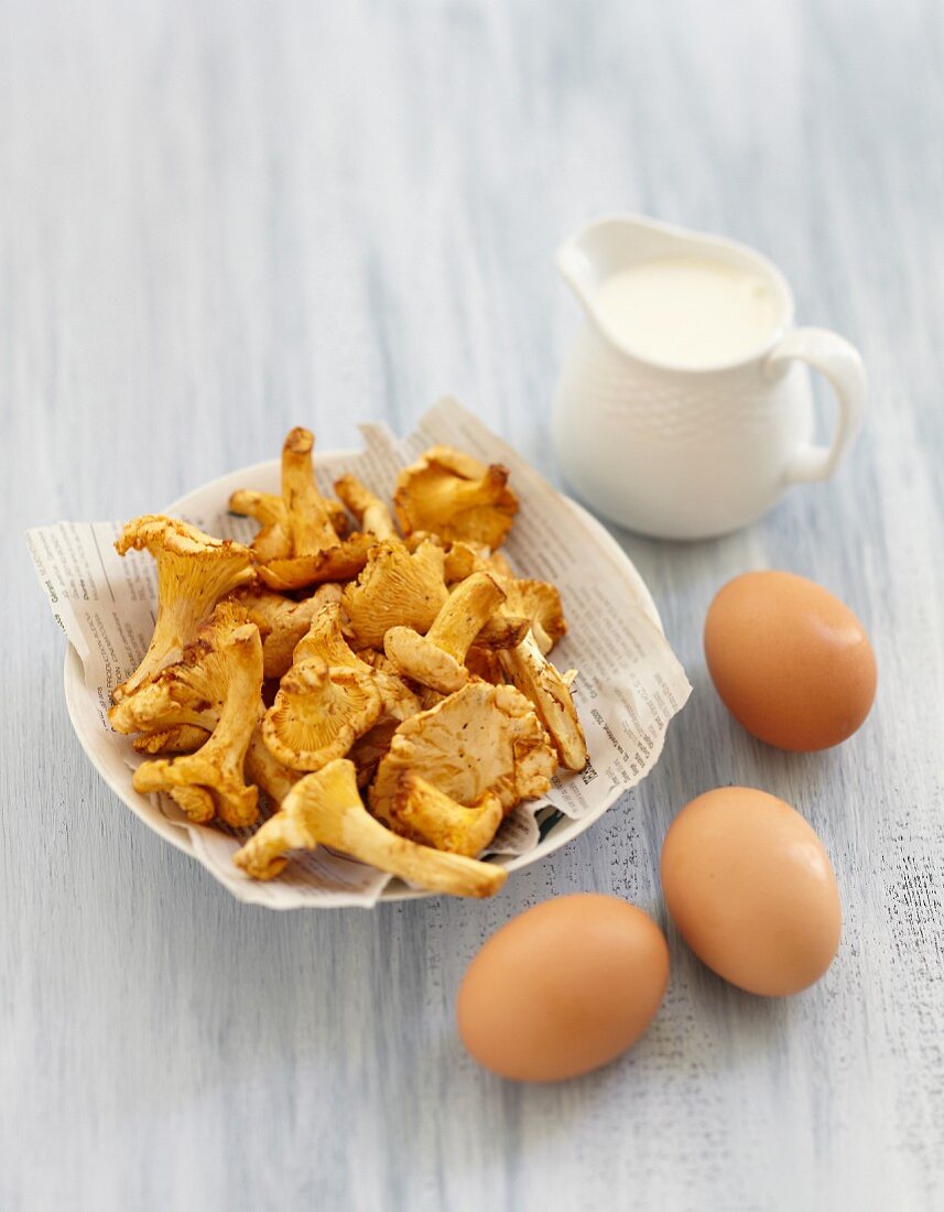 Ingredients for small chanterelle Flans
