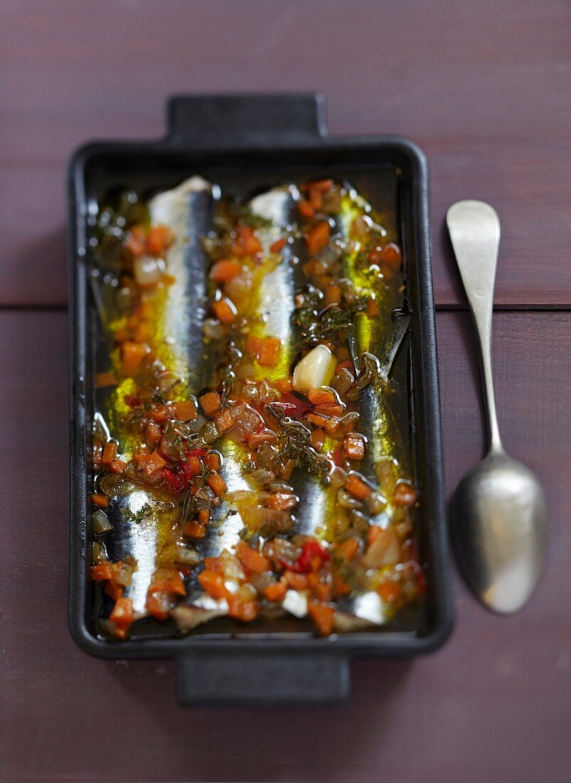 Escabeche de sardines (Sardinen in Essigmarinade)