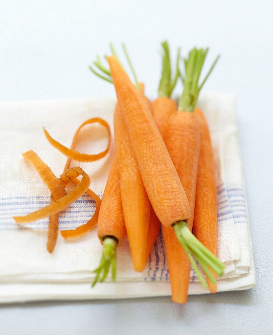 Peeling carrots
