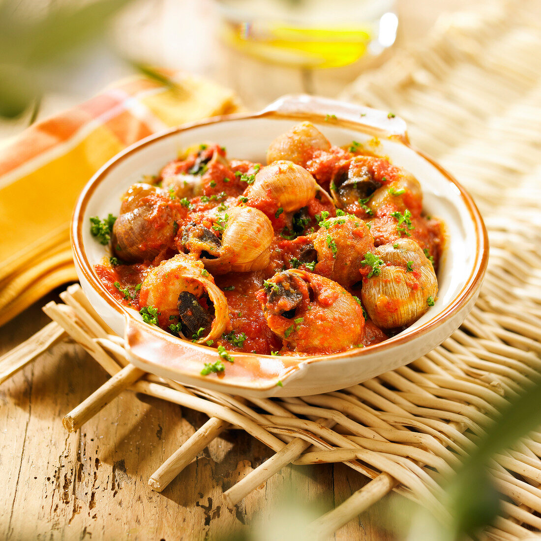 Snails in tomato sauce