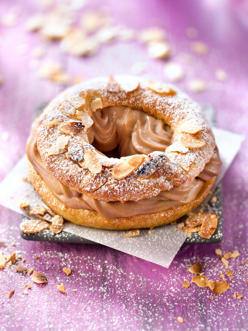 Paris-Brest (Brandteigring mit Cremefüllung, Frankreich)