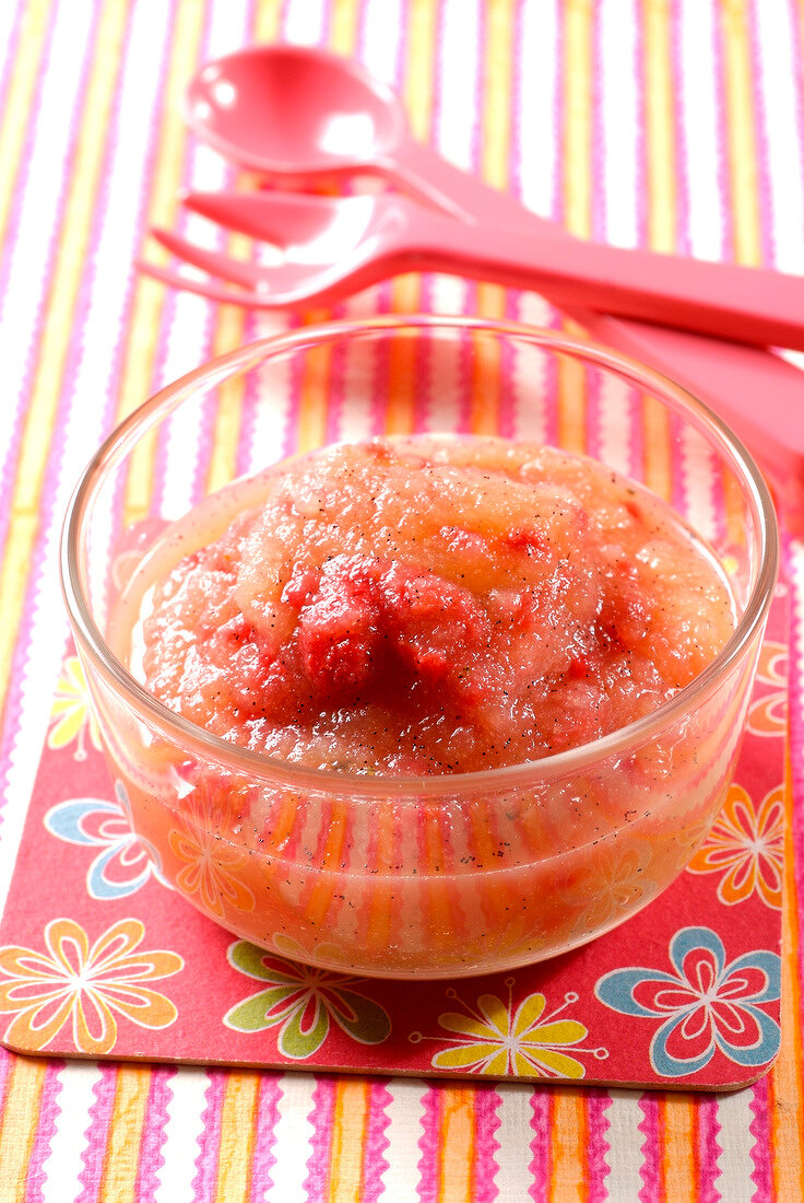 Apple and raspberry compote