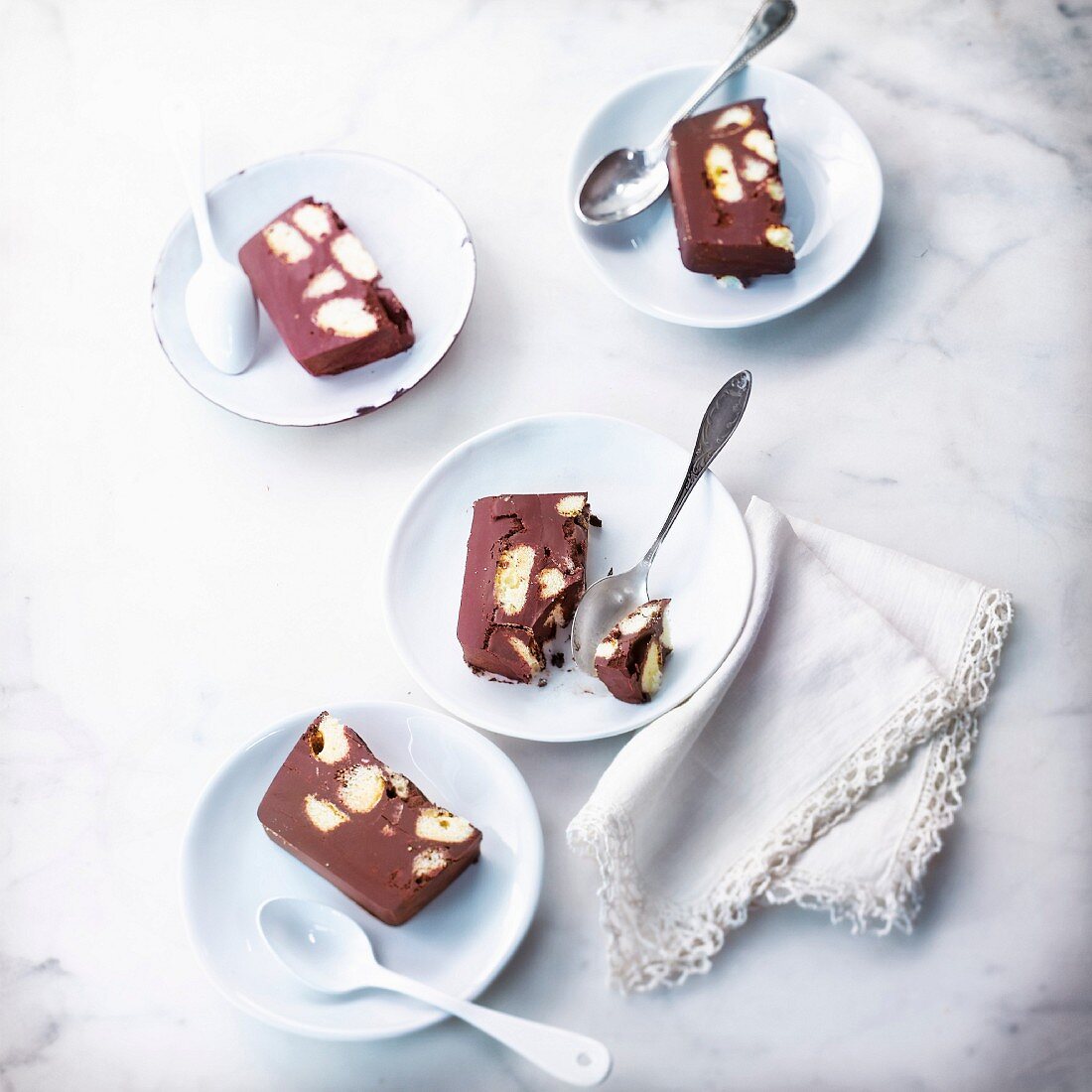 Chocolate terrine with biscuits