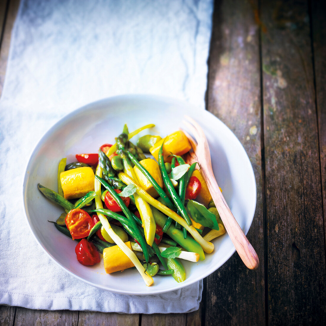 Summer vegetable wok