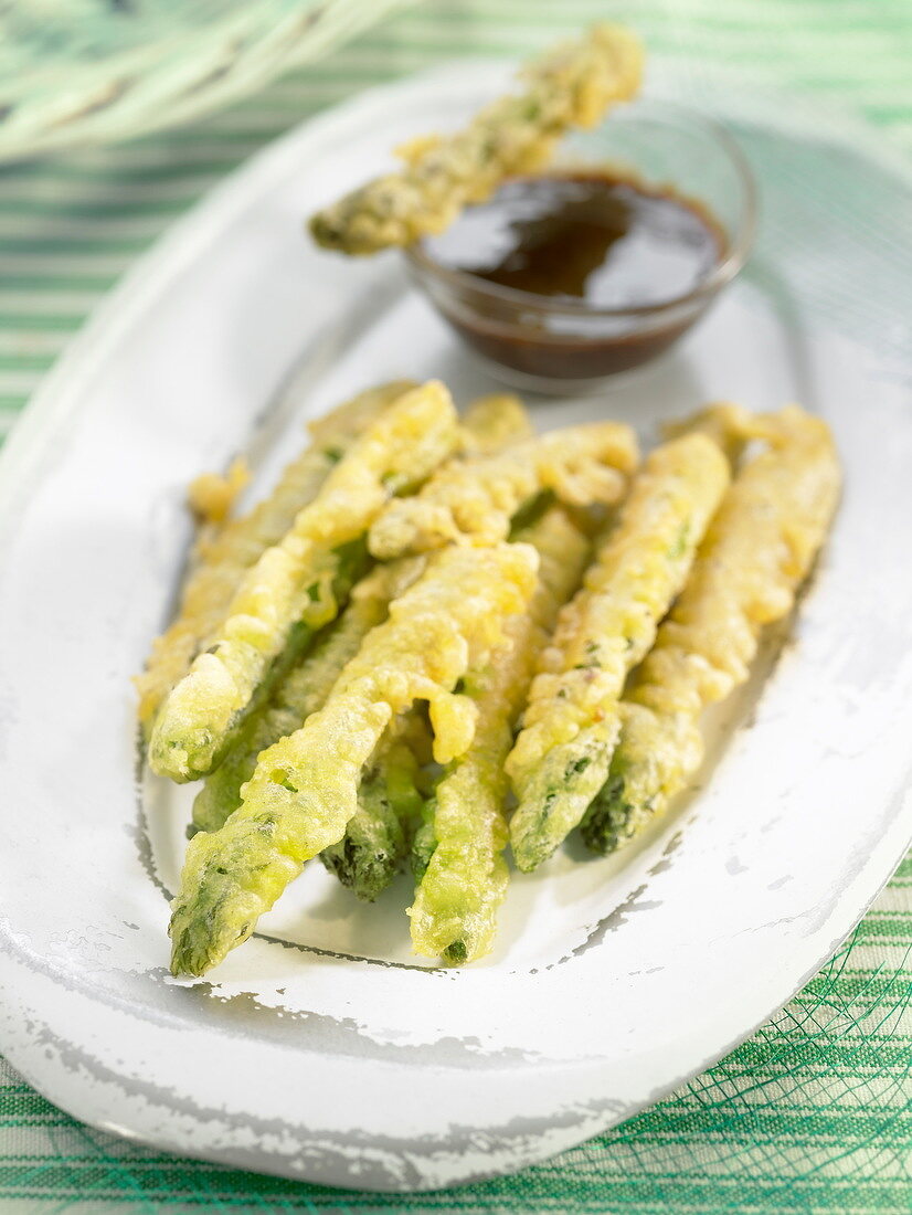 Spargel-Tempura