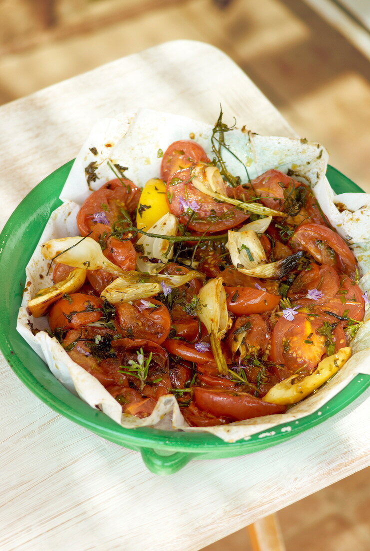 Tomato, small onion and herb Peperonata