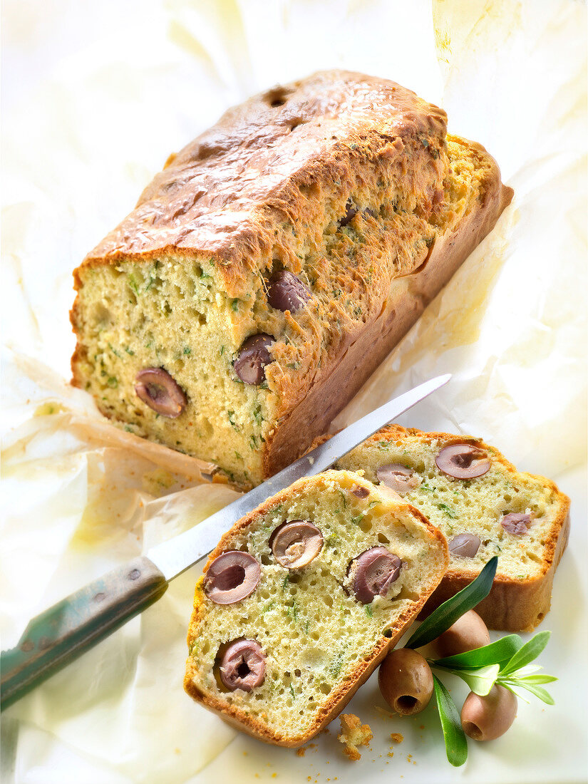 Olive, parmesan and herb savoury cake