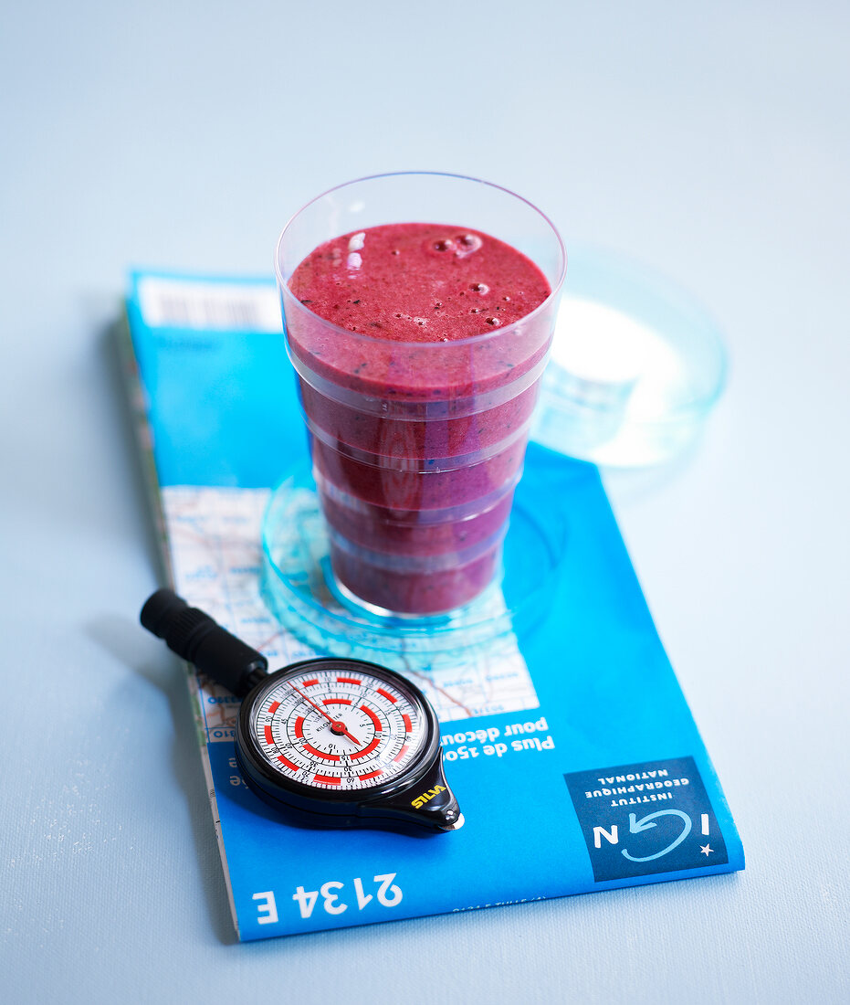 Blåbär, beetroot and apple smoothie