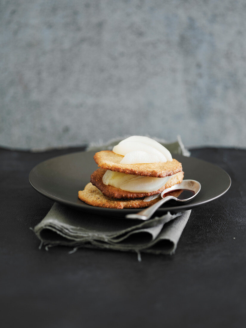 Crisp pear Mille-feuille with blackberry coulis