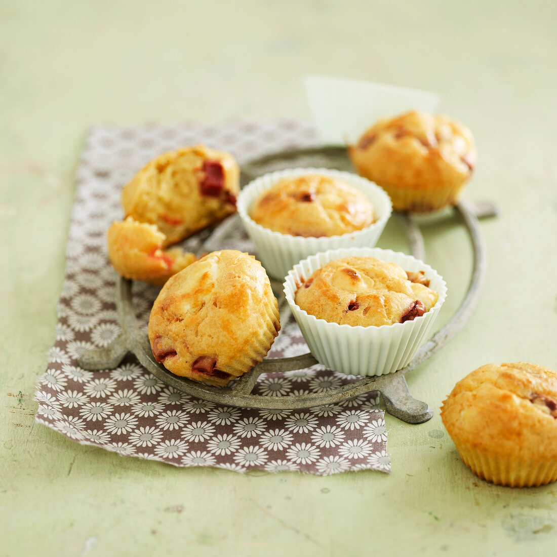 Mini-Muffins mit Ziegenkäse und Roter Bete