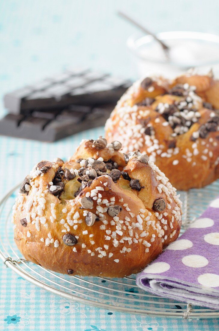 Sugar and chocolate chip brioches