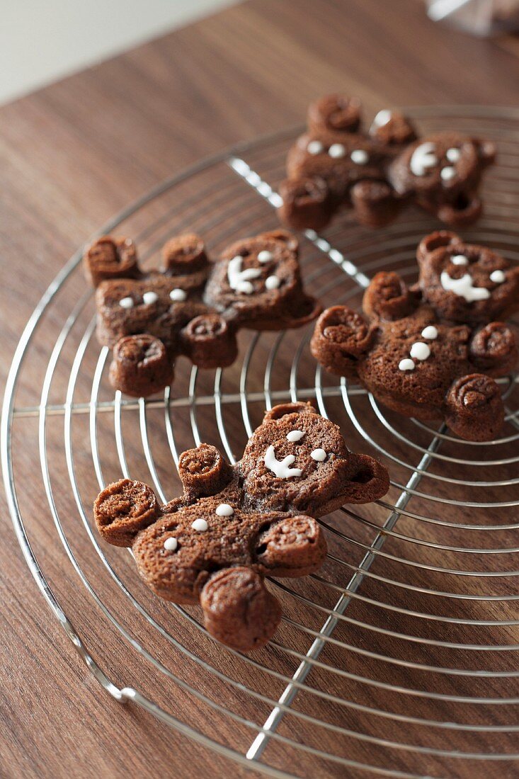 Chocolate bear cookies