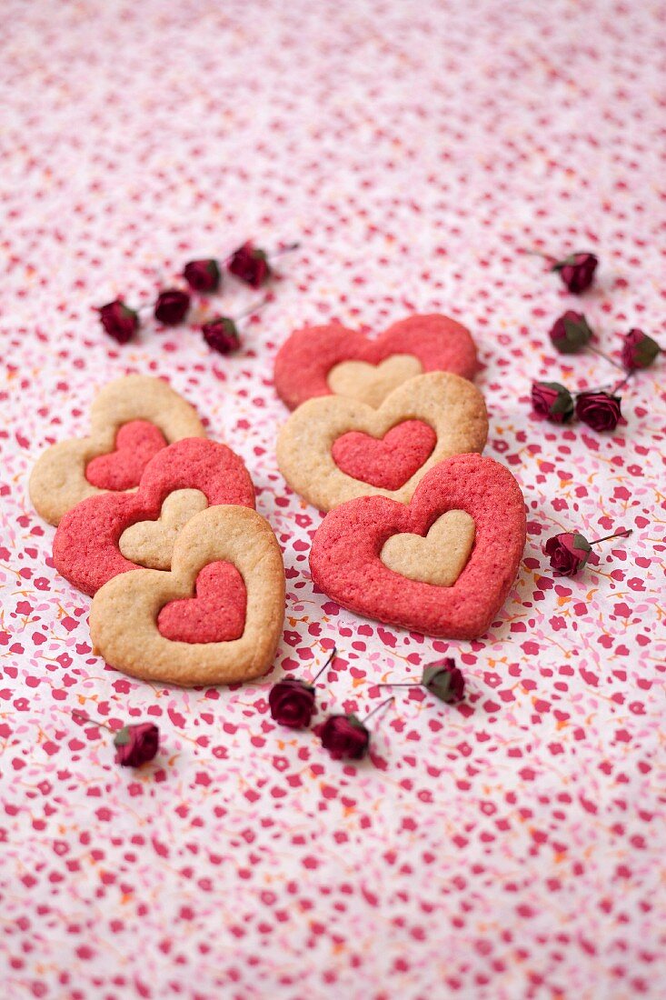 Two-colored shortbread hearts