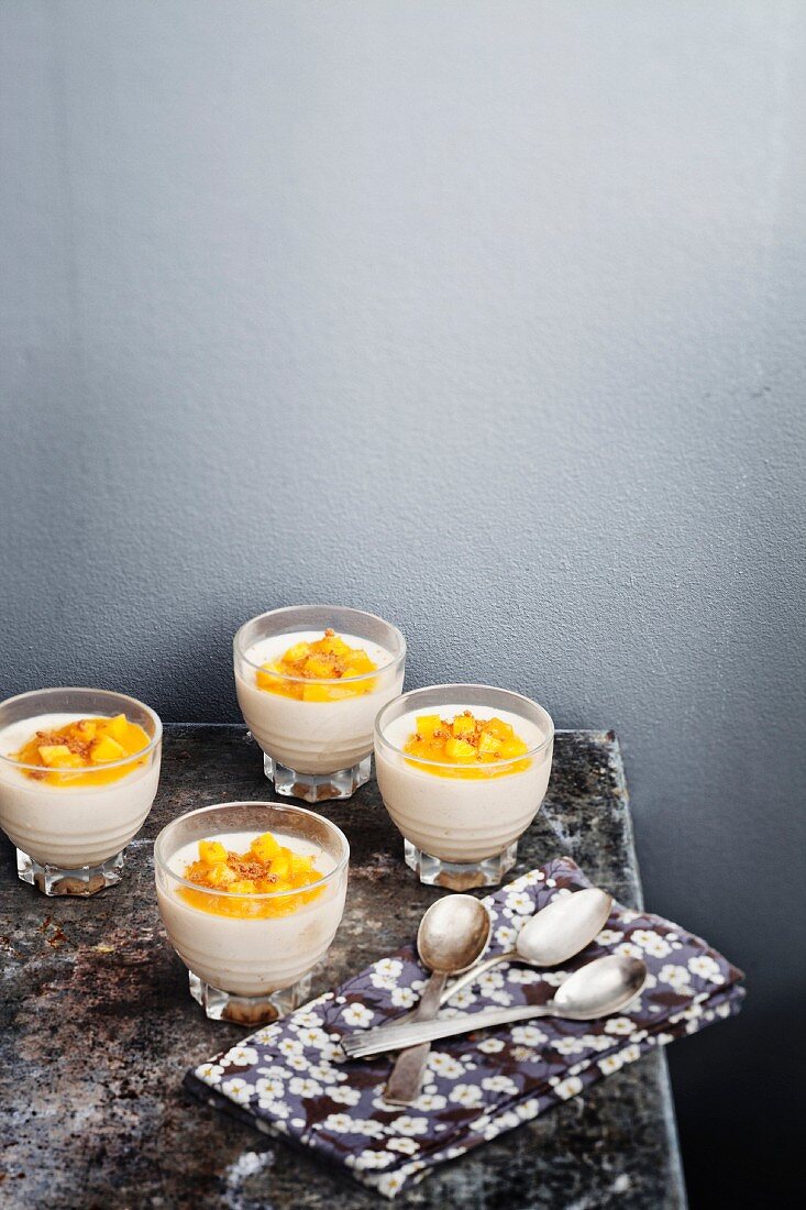 Mango and Speculos ginger biscuit panna cottas