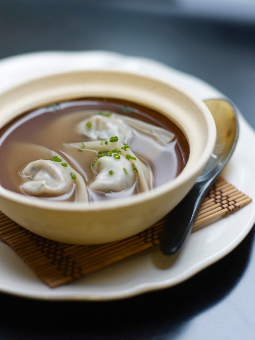 Wonton soup