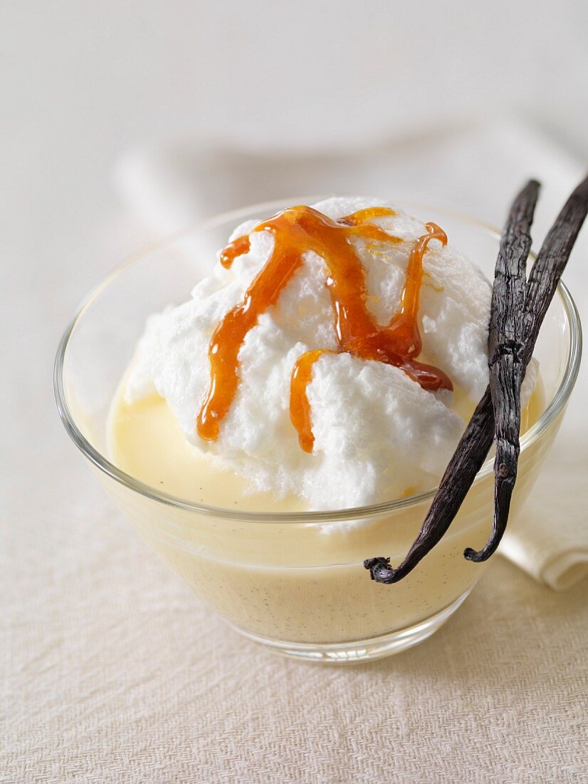 Ile Flottante (Eischneenocken auf Vanillesauce, Frankreich)