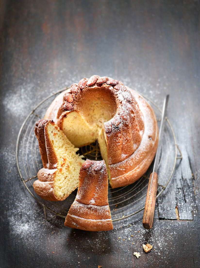 Almond and sultana Kougelhopf