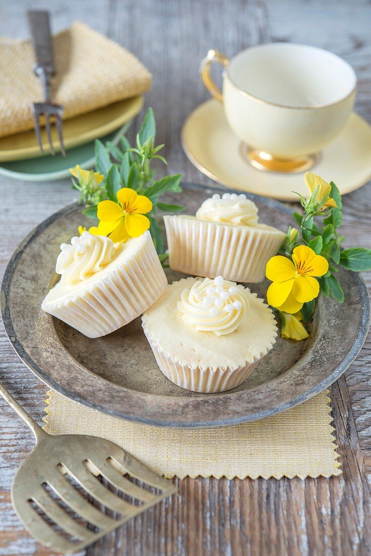 Flowery cupcakes