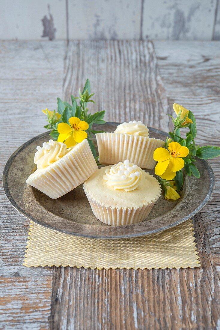 Flowery cupcakes