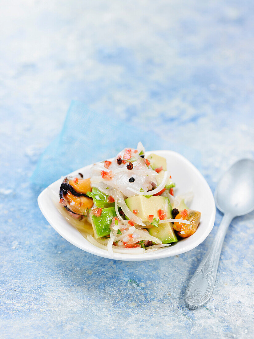 Sea bream ceviche with mussels and avocado