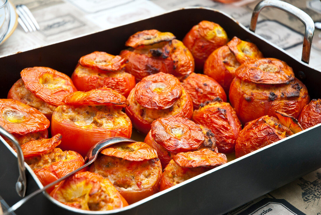 Gefüllte Tomaten aus dem Ofen