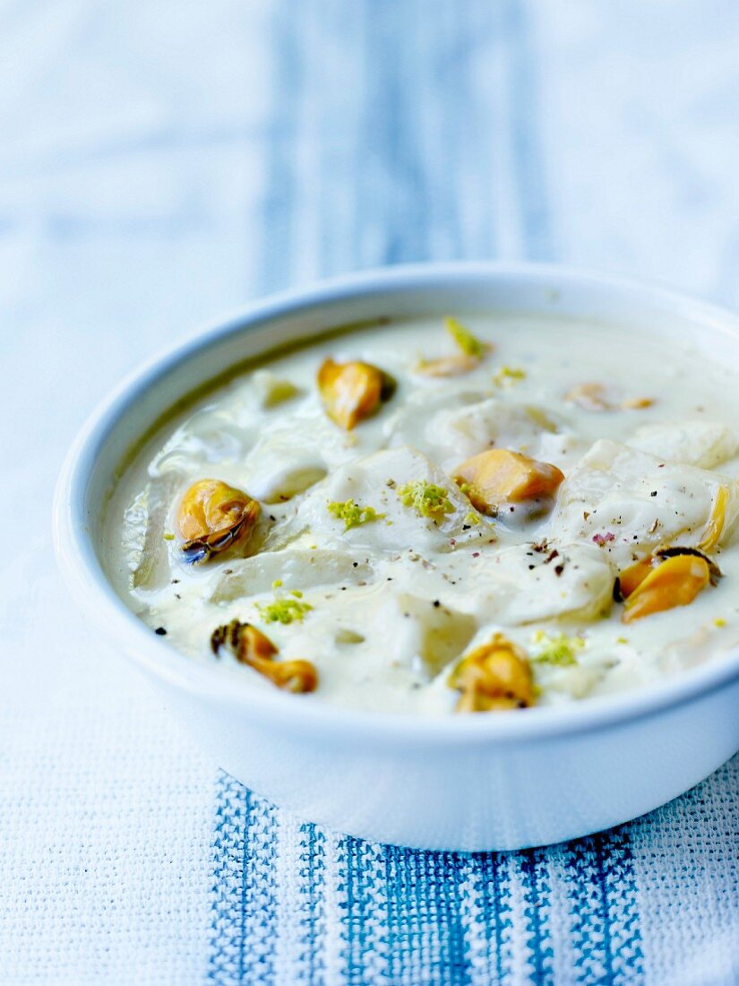 Creamy clam chowder