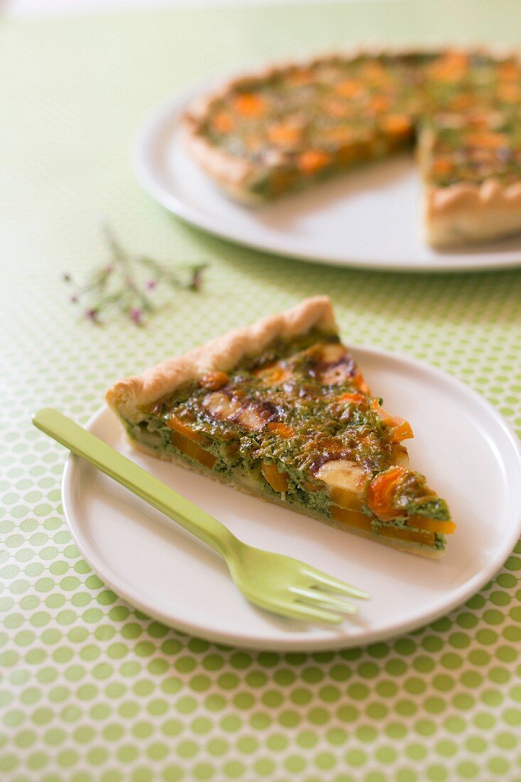 Carrot with tops and Cantal cheese savoury tart