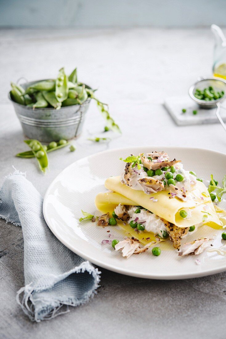 Lasagne with mackerel, ricotta and peas