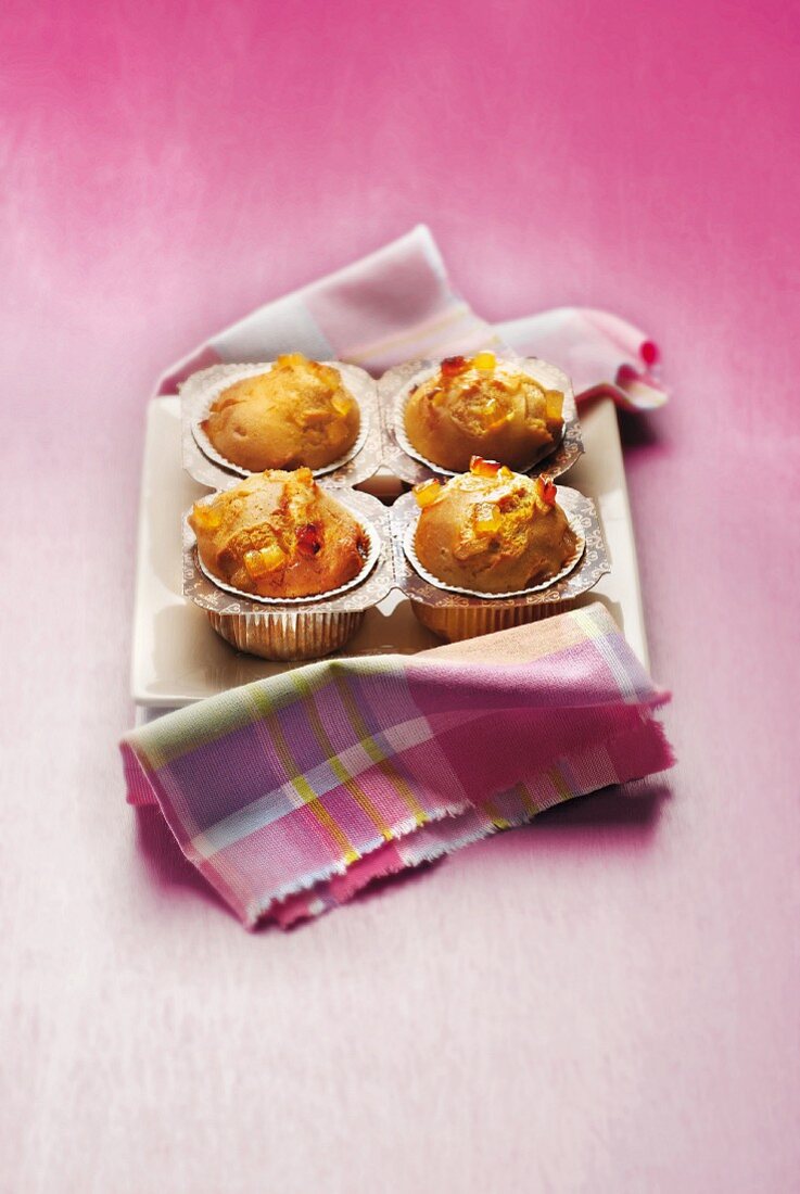 Muffins mit Orange und kandiertem Ingwer