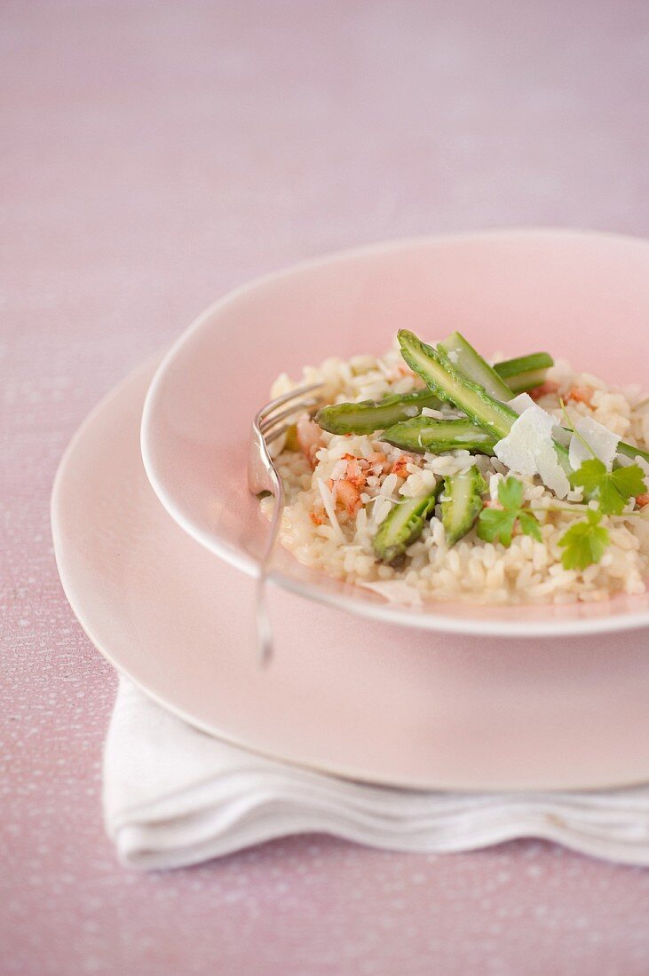 Risotto with crab meat and green asparagus
