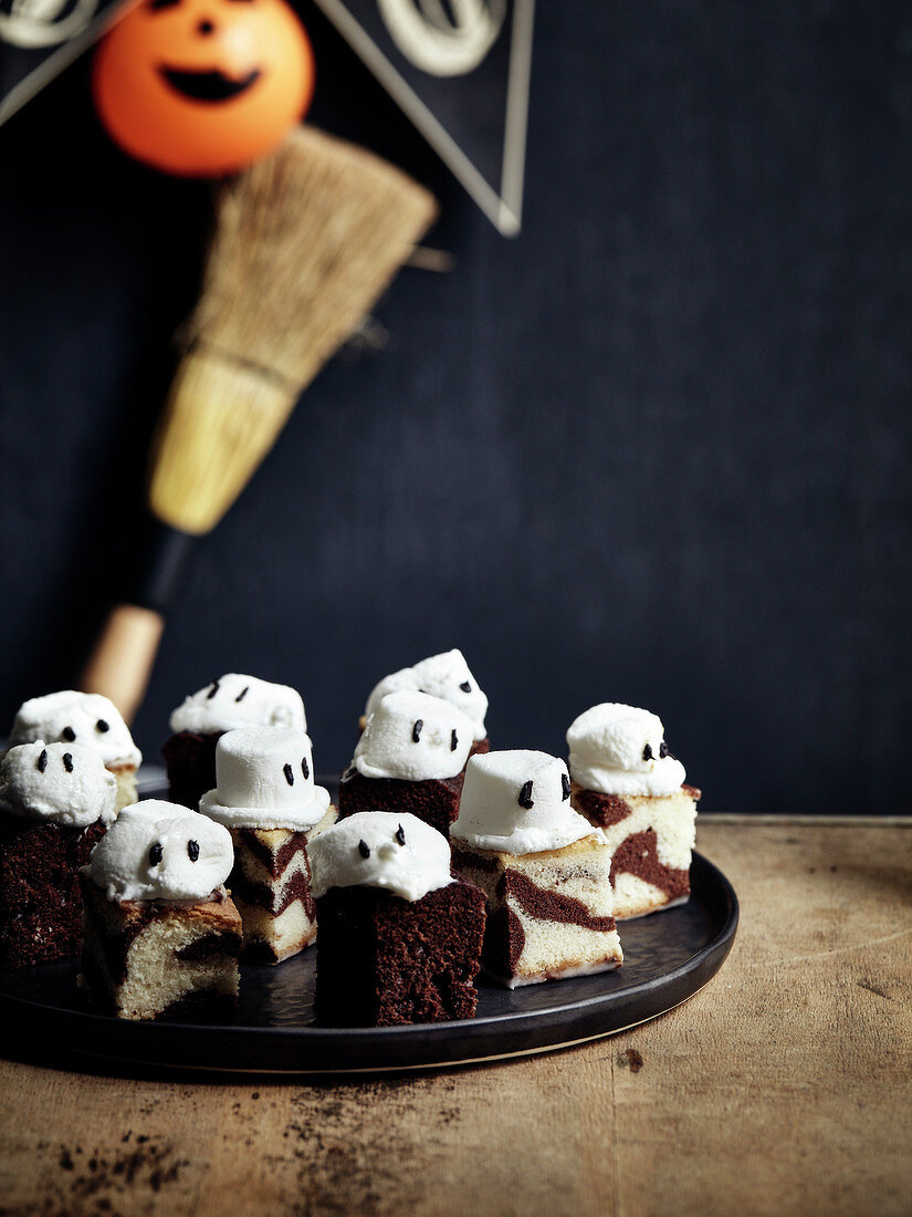 Geister-Kuchen für Halloween