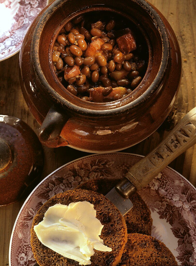 Baked Beans (Bohneneintopf) in Suppentassen