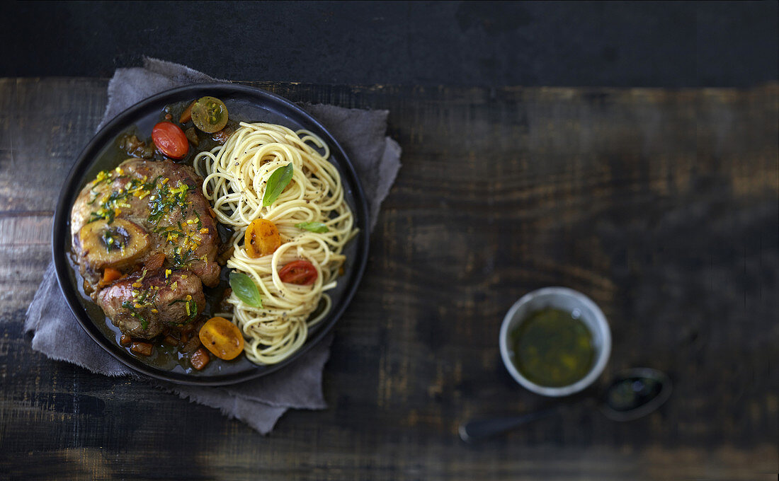 spaghetti aux deux tomates cerise