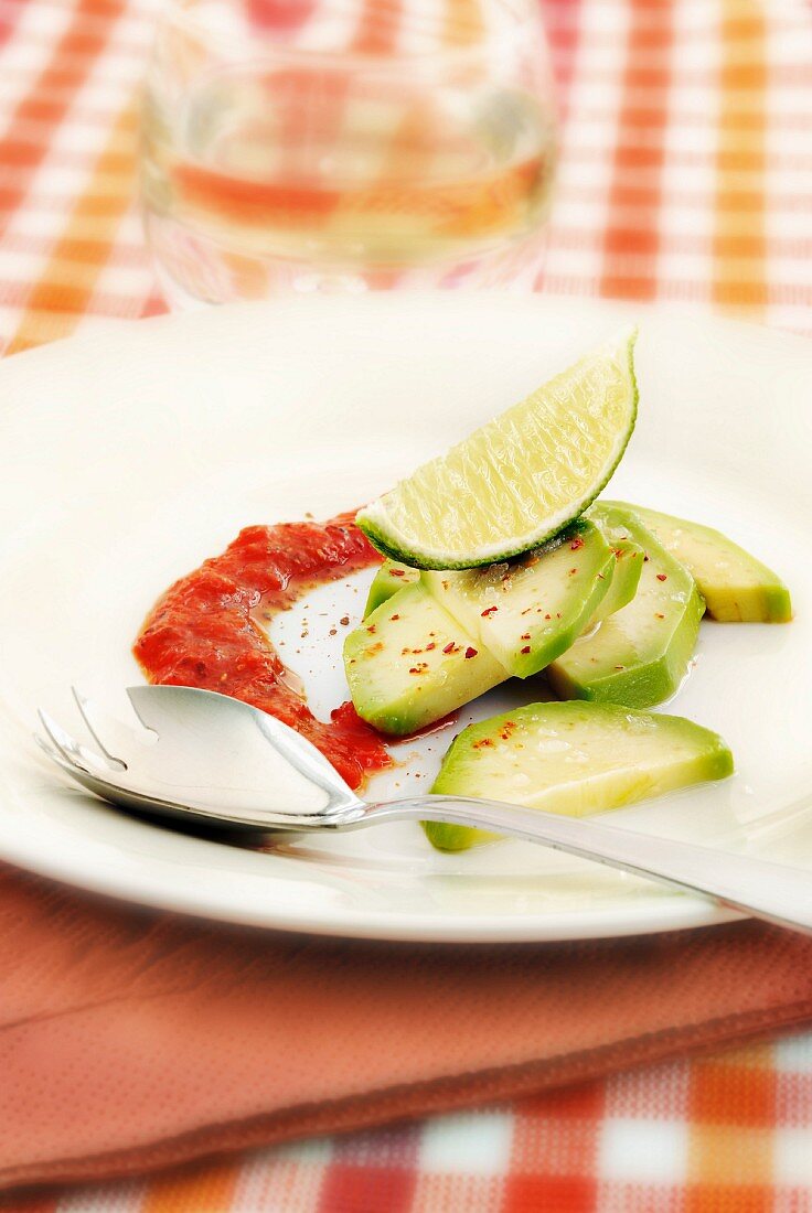 Avocado with lime and pepper puree with Espelette pepper