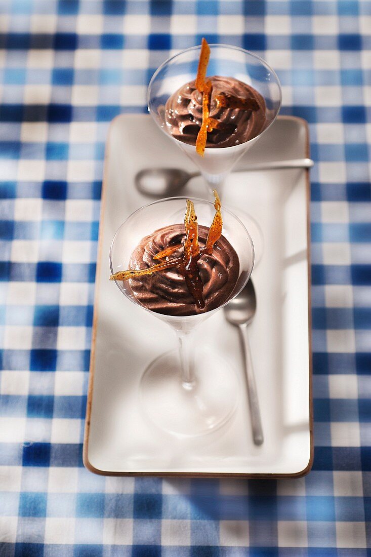 Chocolate mousse made from nougat chocolate with caramel