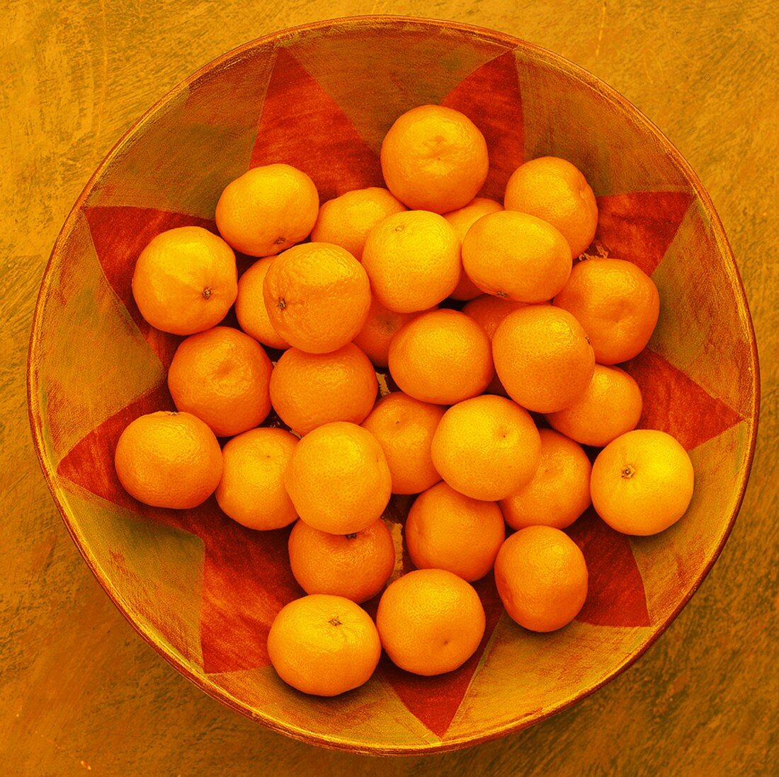 Clementinen in einer Schale