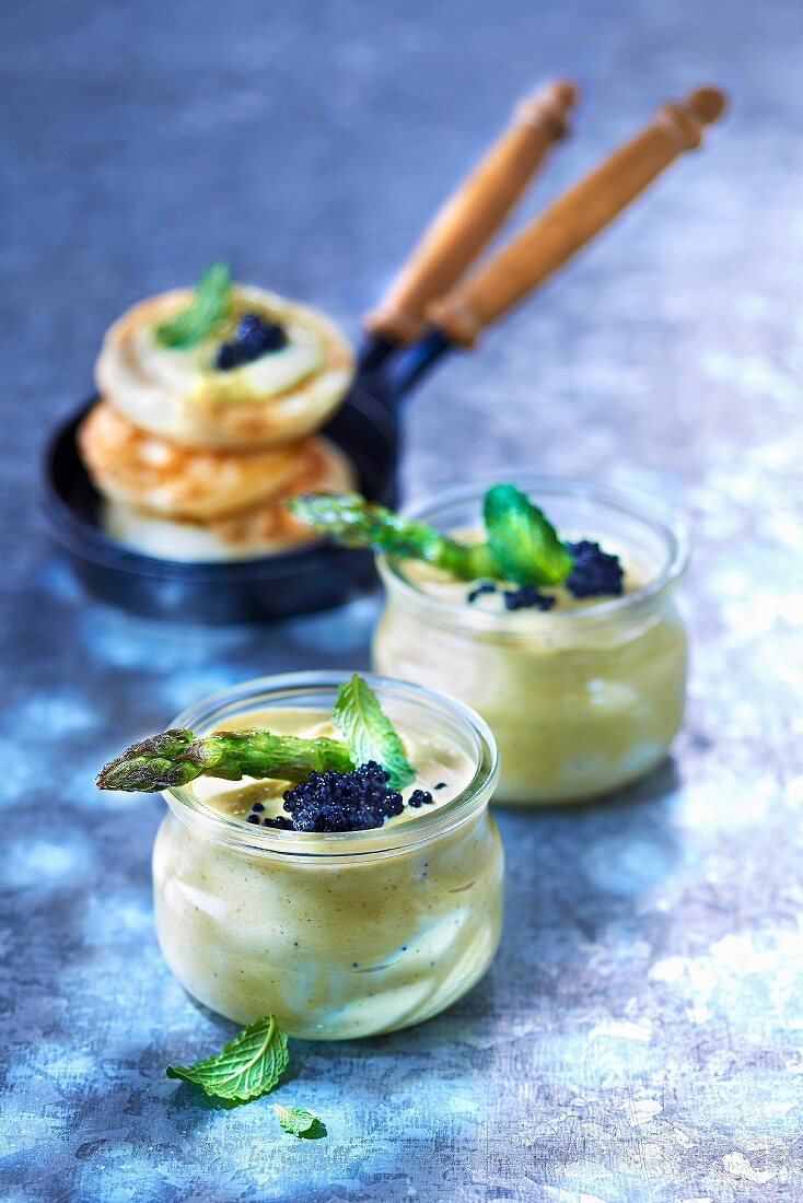 Small asparagus flan with mint, lumpfish roe and mint