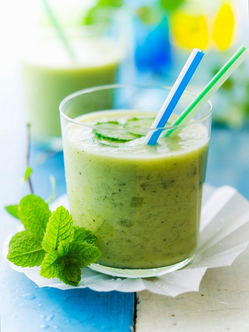 Cream of cucumber and mint chilled soup