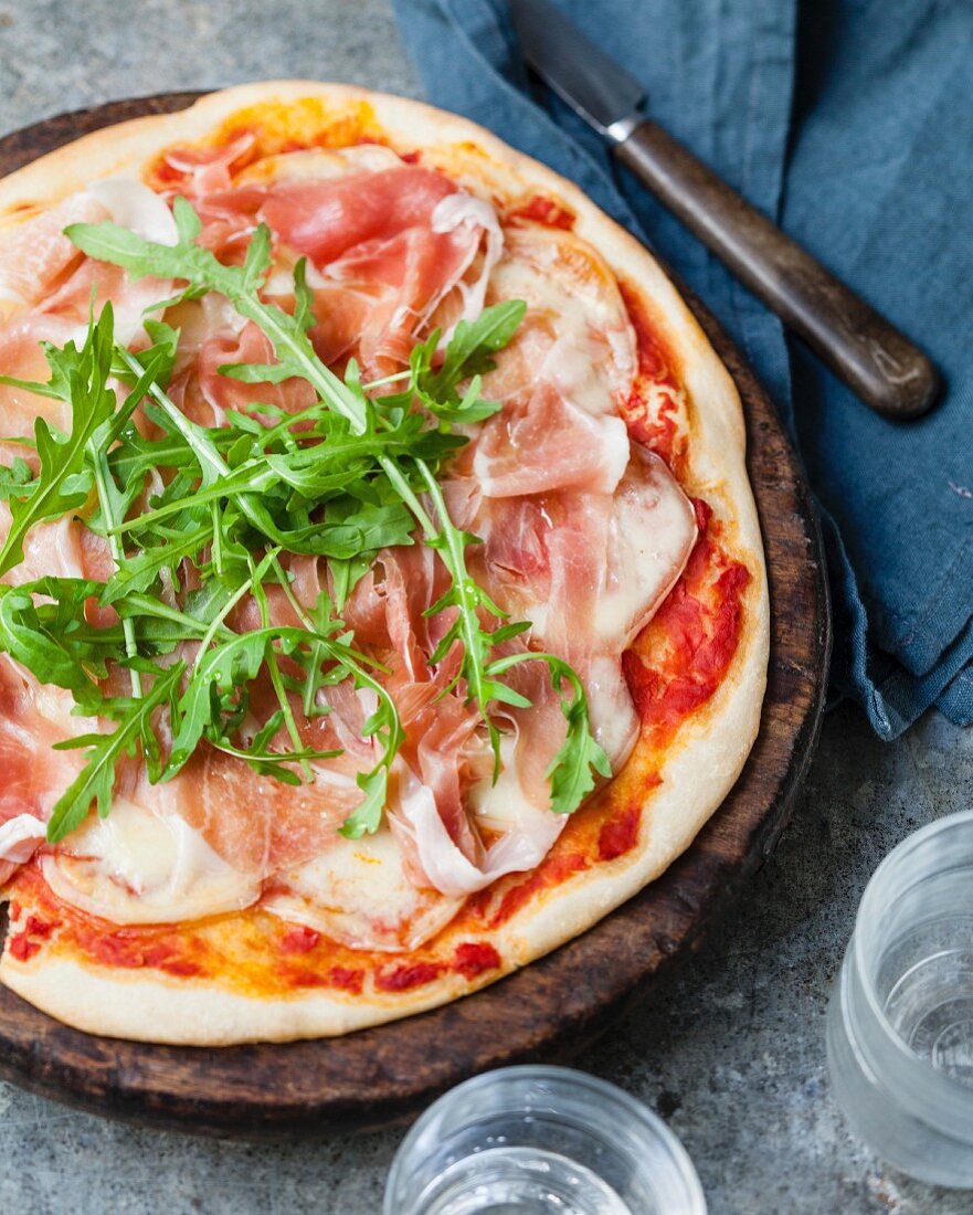 Parma ham pizza